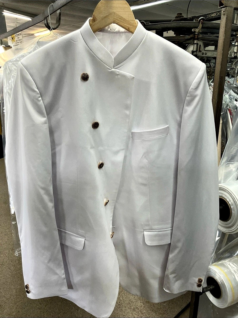 French Crown | White Formal Mandarin Collar Blazer and Trousers(W - 36) set.